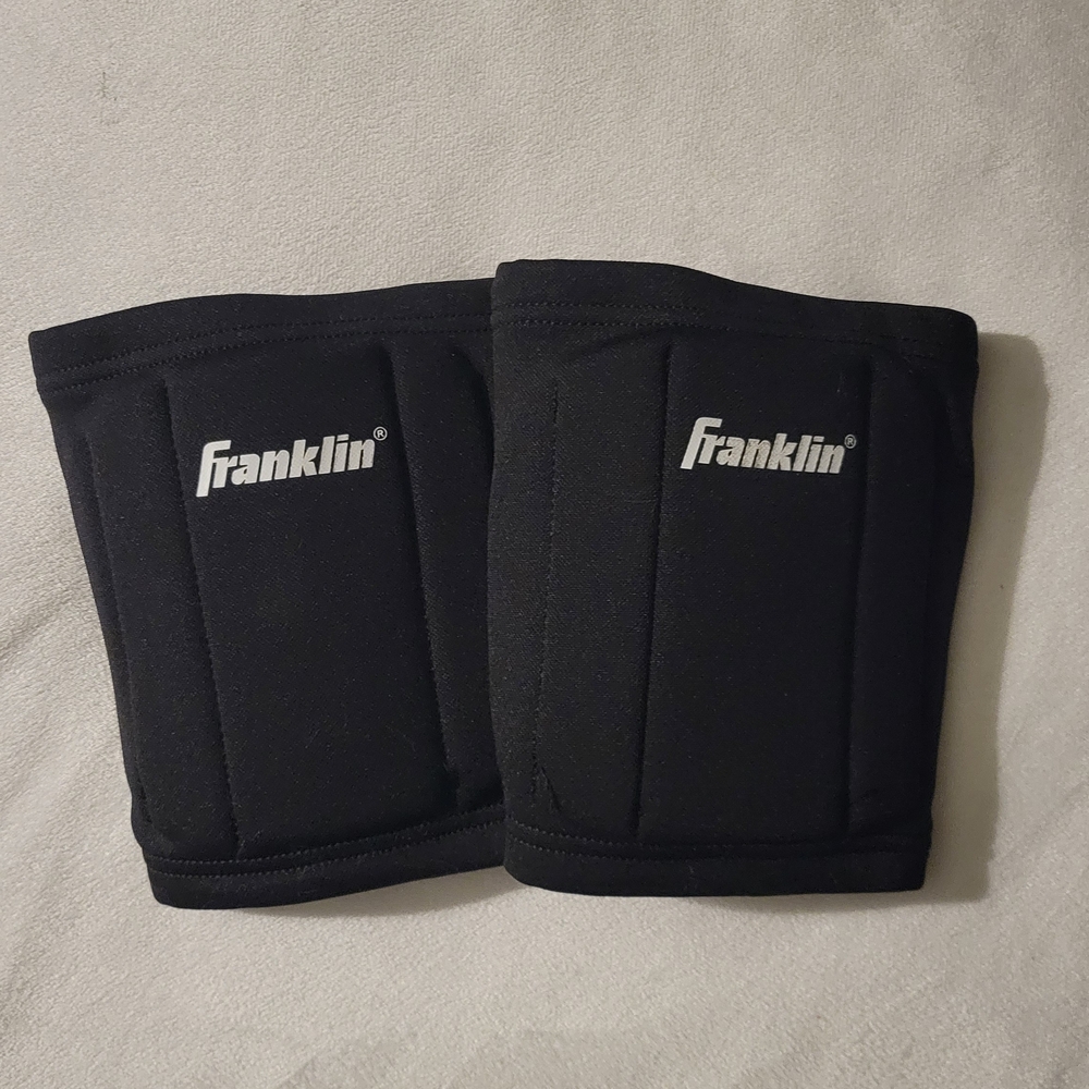 Franklin Volleyball Black Knee Pads